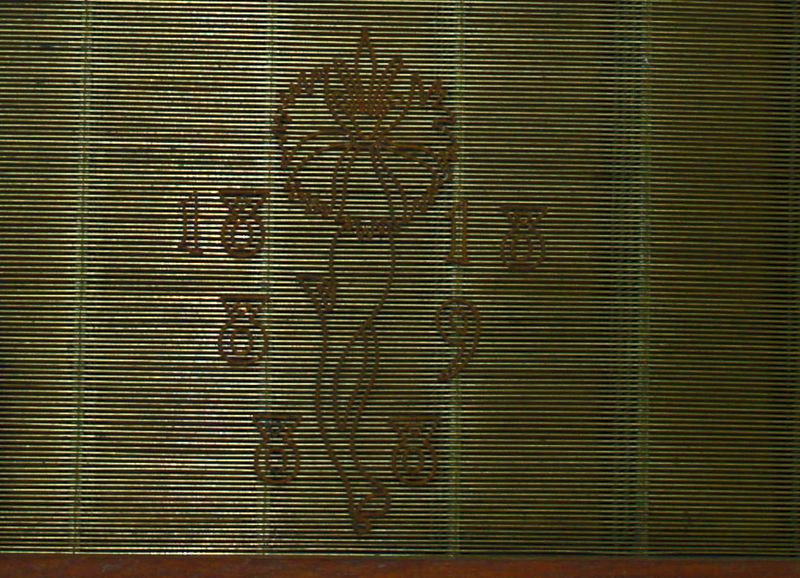 M213d Flower device 1818 - closeup mirror image M213d Flower device 1818 - closeup mirror image
